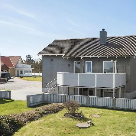 2 Bedroom Amazing In Holiday home Ringkobing